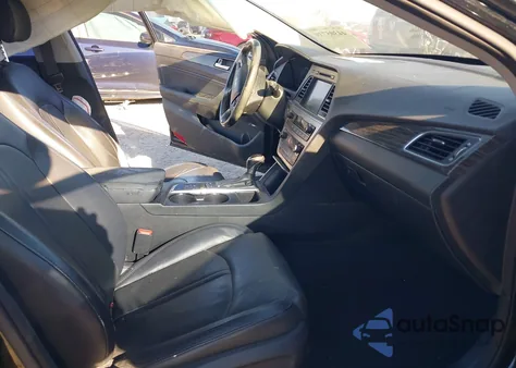 2015 Hyundai Sonata Limited z USA, uszkodzony, nr VIN 5NPE34AF5FH189375